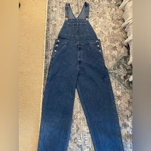 Arizona Men’s blue Jean overalls-size medium in EUC